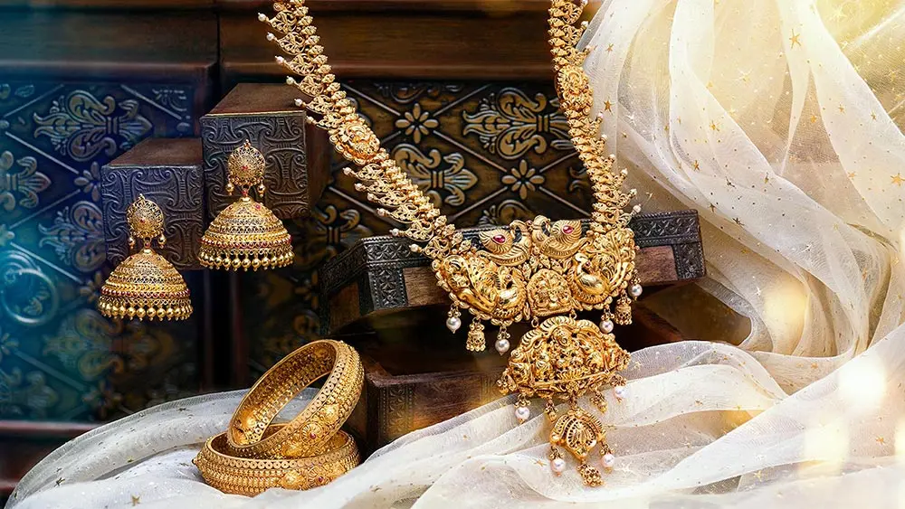 family heirloom jewelry set
